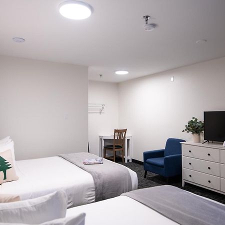בר הרבור Main Street Motel מראה חיצוני תמונה